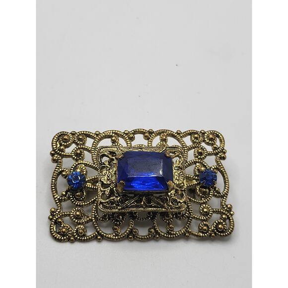 Vintage Gold Tone Filigree Brooch Blue Glass Stone Art Nouveau Style - Picture 2 of 7